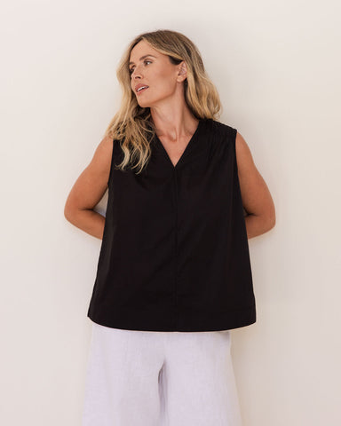 COTTON POPLIN GATHERED DETAIL V TANK